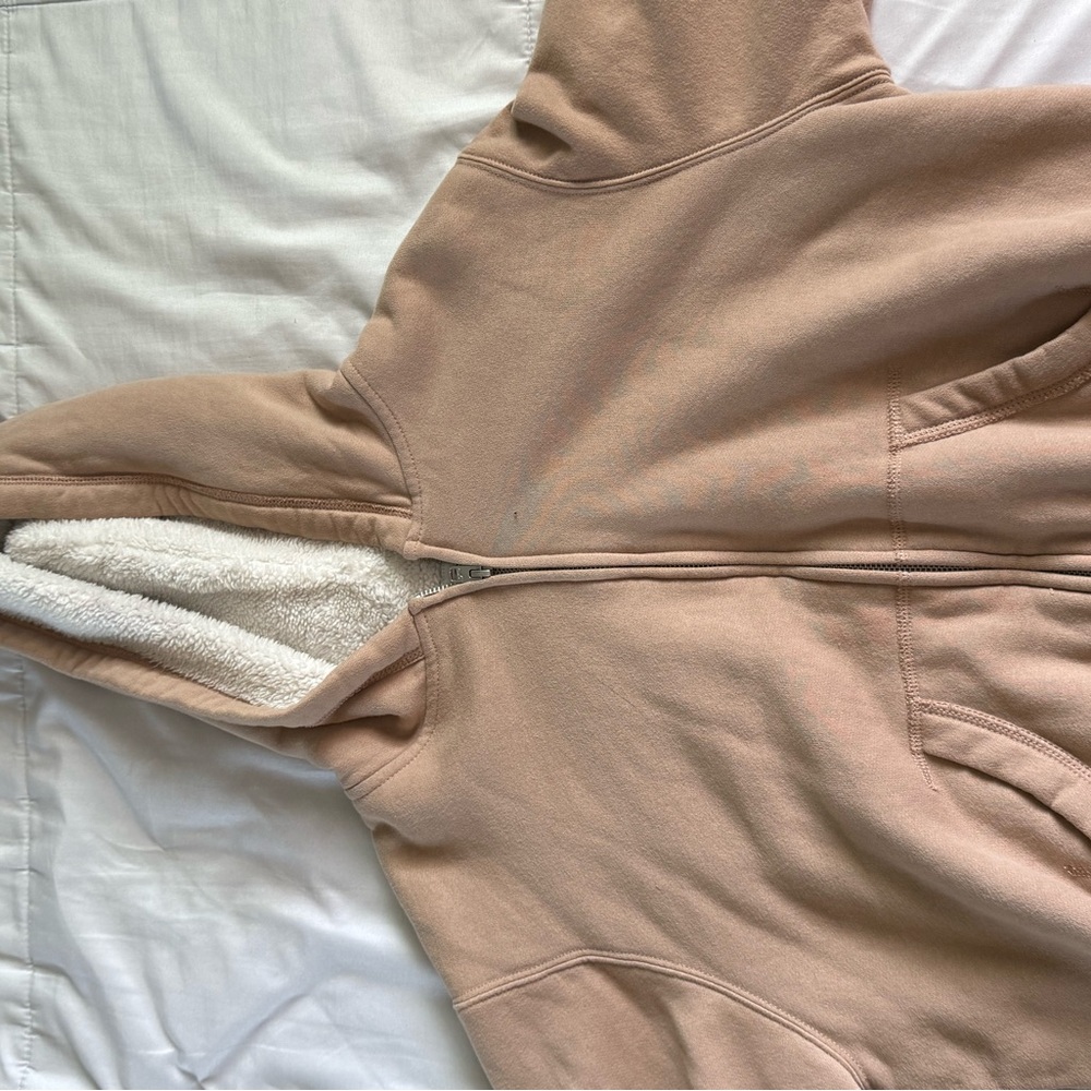 Hollister Beige Sherpa-Lined Hoodie